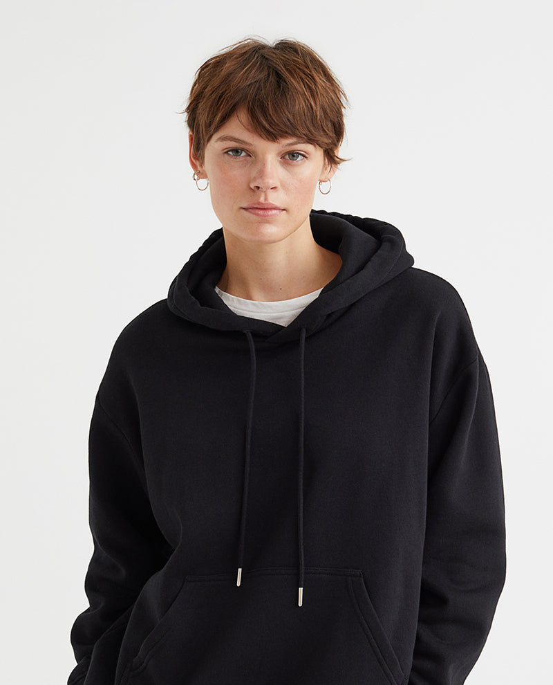 Relaxed black hoodie