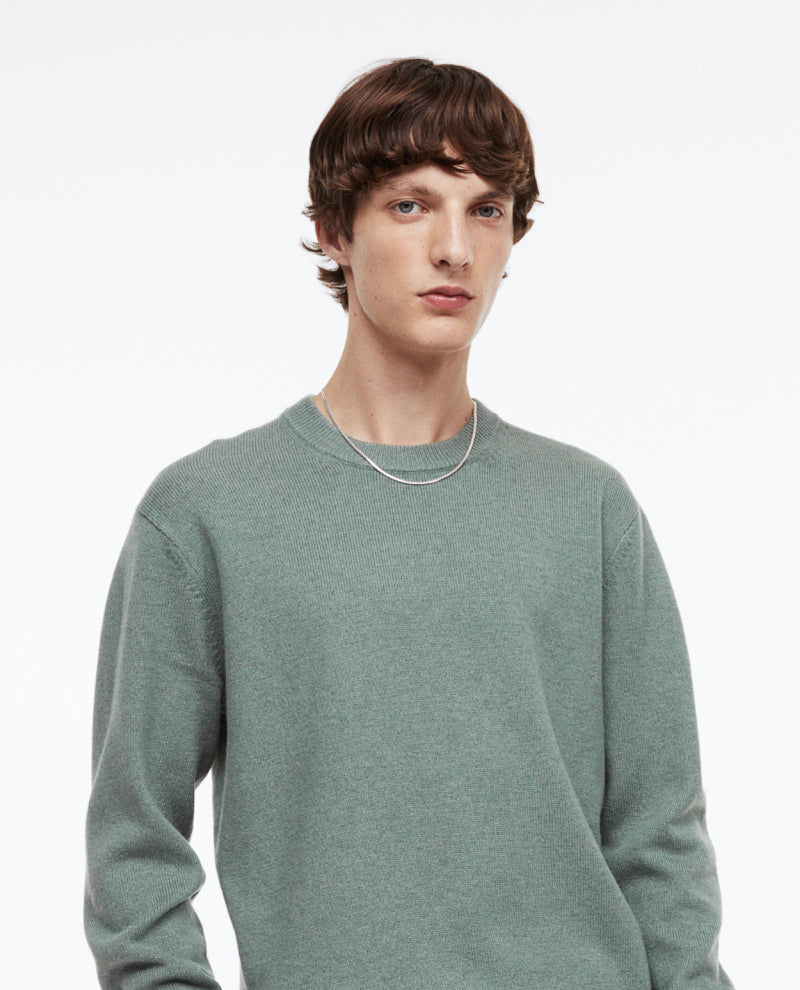 Lightgreen sweatshirt
